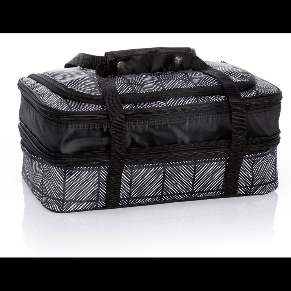 Thirty-One Perfect Party Set
